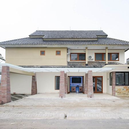 Reddoorz Plus At Panorama Villas Batu Batu  Exteriér fotografie